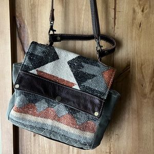 Myra Tiny Tot Crossbody